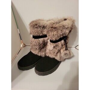 Size 7 Bearpaw Boots